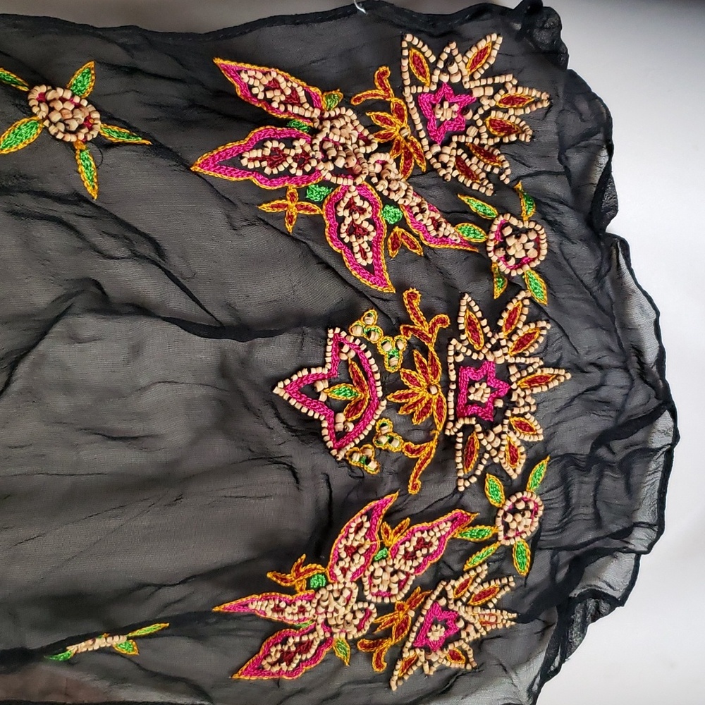 Sheer black embroidered rectangle scarf with beading - Picture 2 of 4